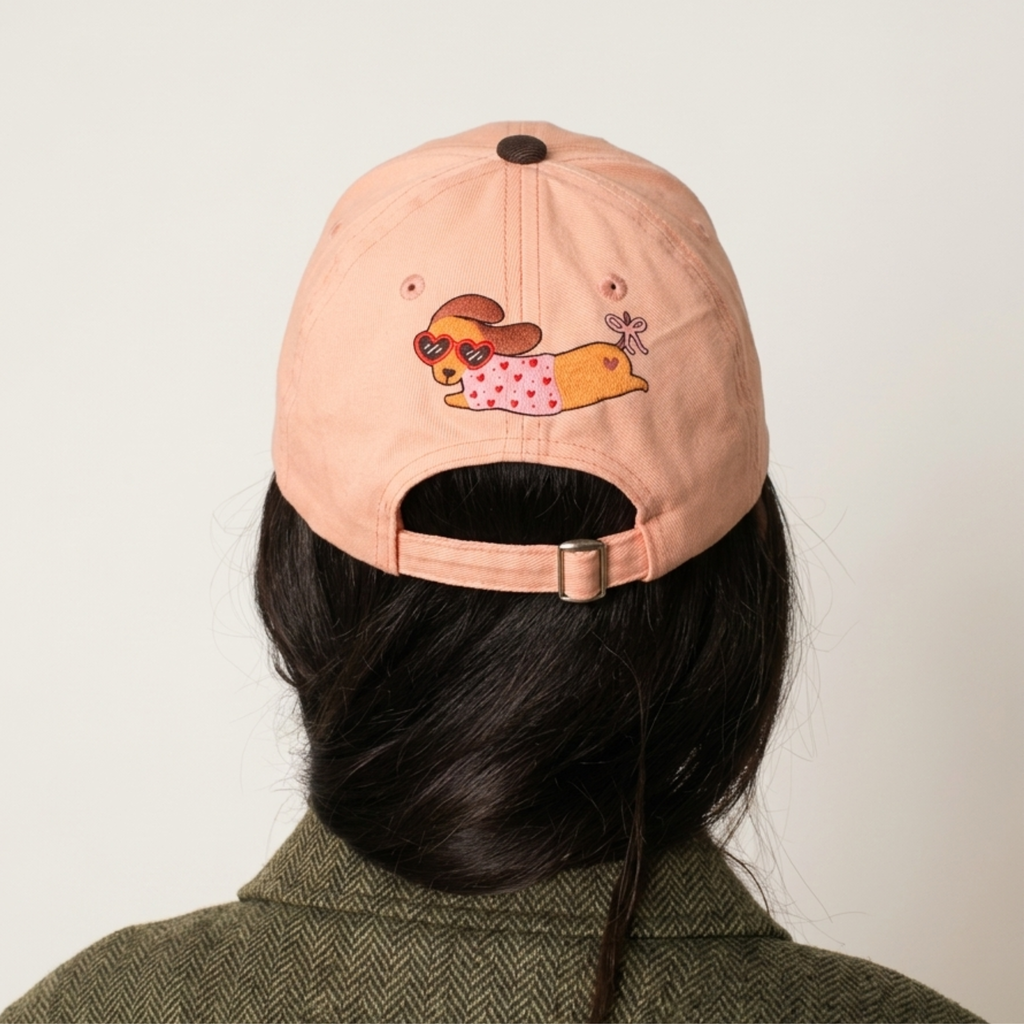 Hold On! I See a Dog - Cap